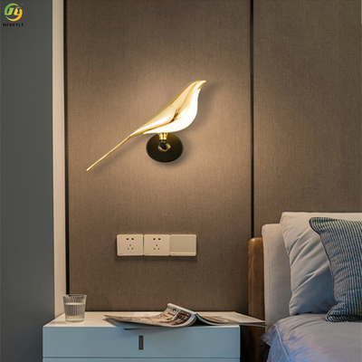 Akrilik Ev/Otel Metaller Sanat Pişirme Boyası Altın LED Modern Duvar Lambası