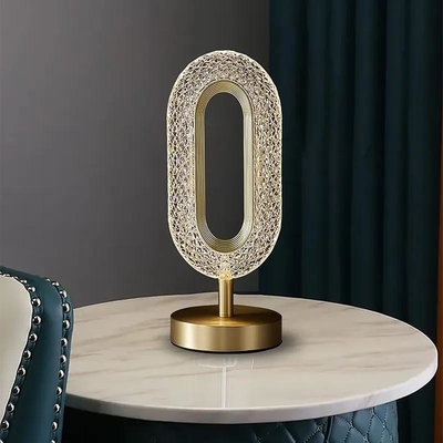 Modern Yatak Odası Başucu Masa Lambası Altın Akrilik Metal LED Masa Lambası