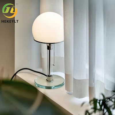 Yatak Odası Otel Nordic Modern Basit LED Masa Lampası Tasarımı Cam Metal Yarımküre Masa Lampası